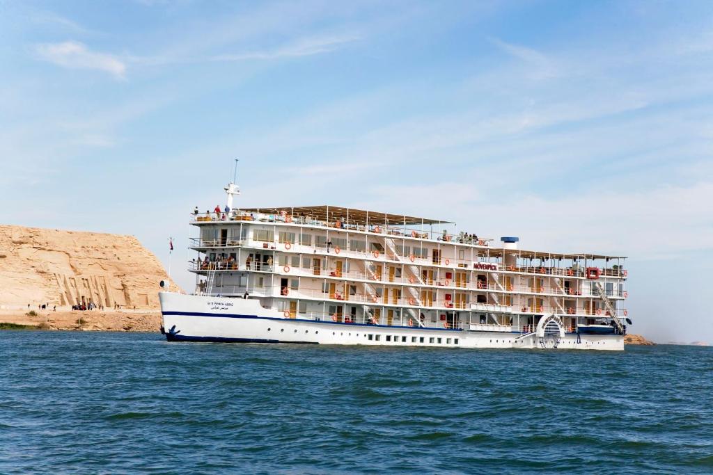 Mövenpick Prince Abbas Lake Nasser Cruise 5*